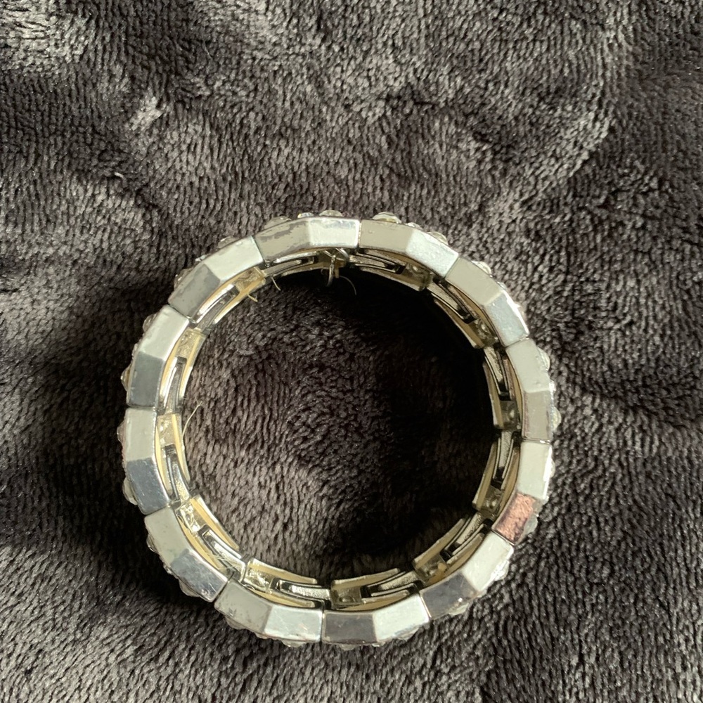 Bling shiny expandable bracelet - Picture 3 of 3